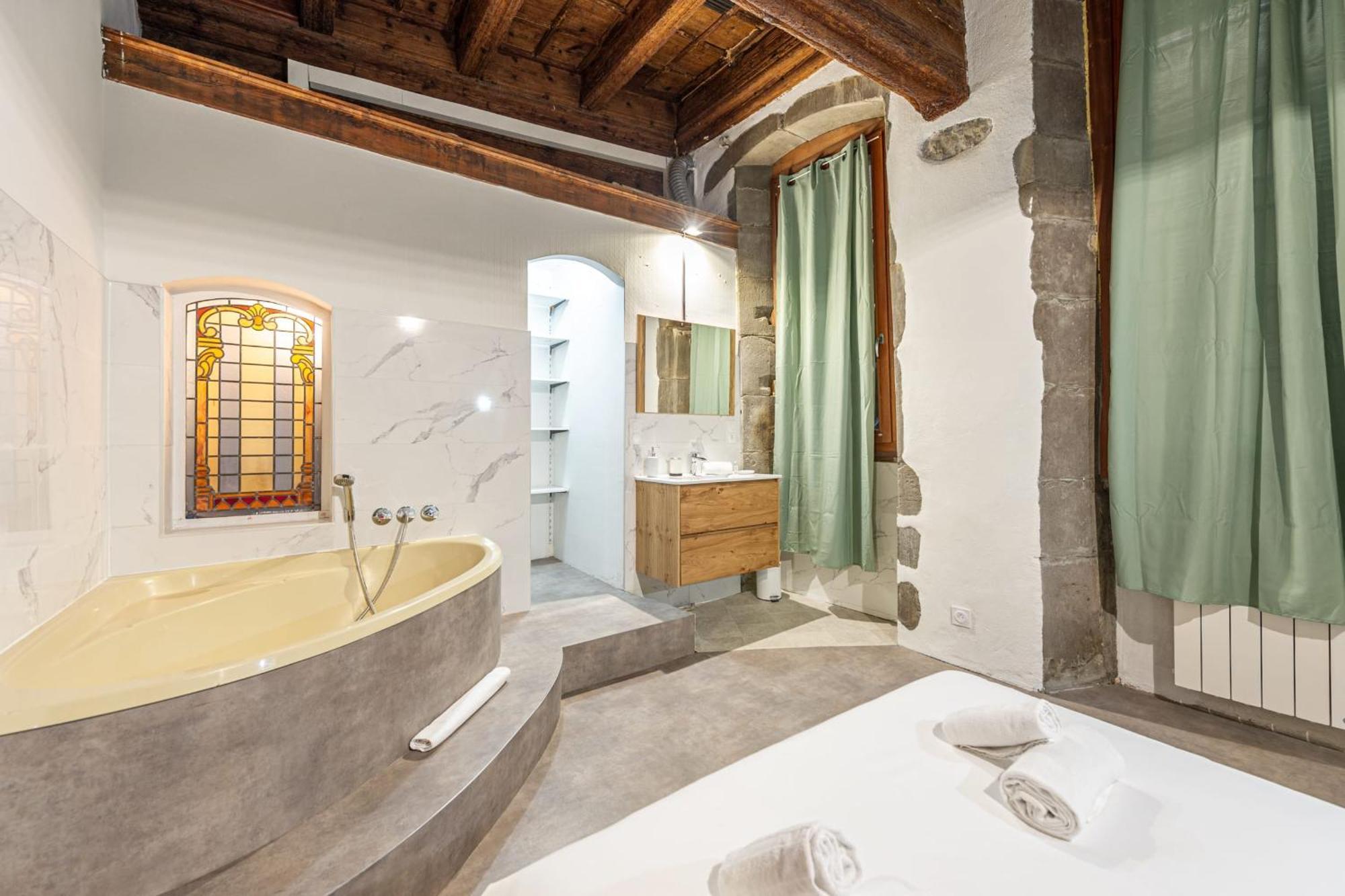 Apartment L'atypique Au Bord Du Thiou