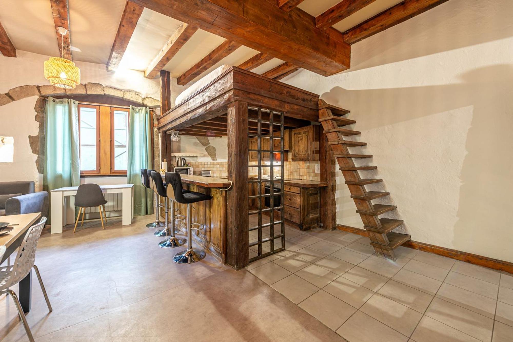 Apartment L'atypique Au Bord Du Thiou